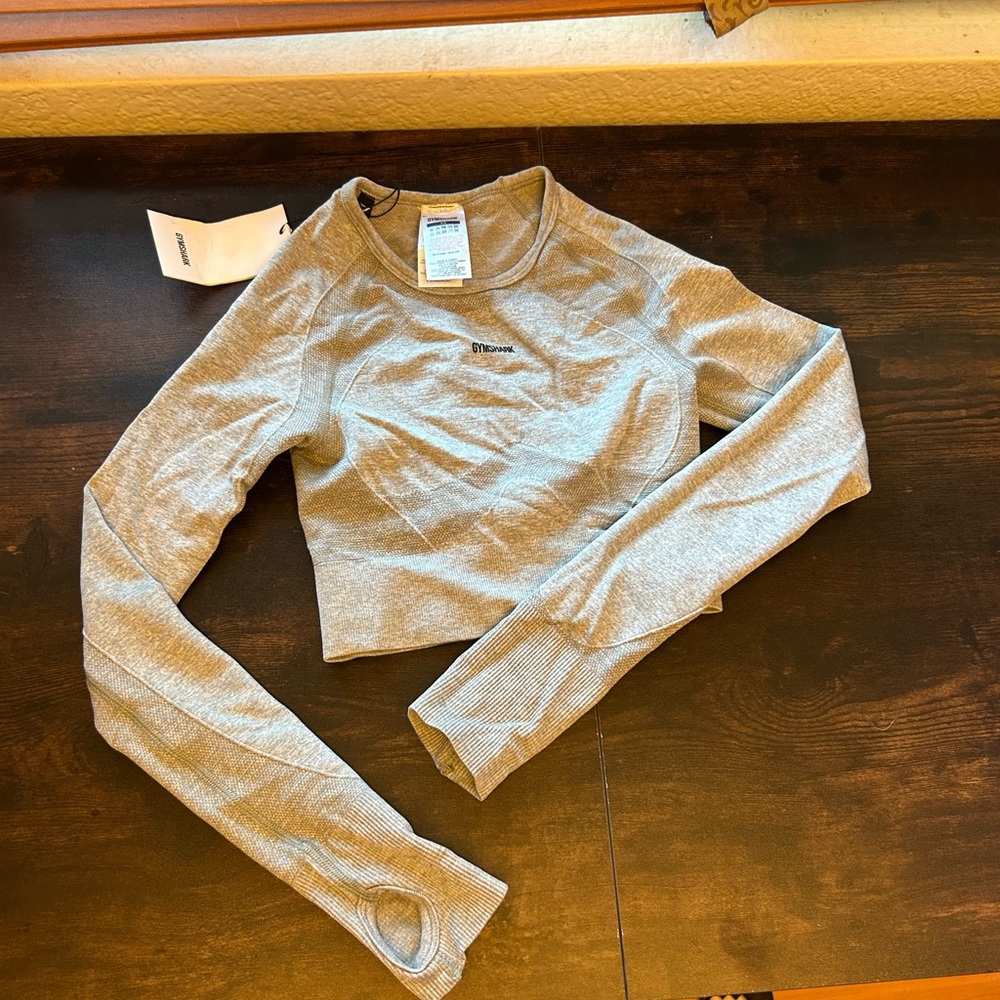 Gymshark cropped long sleeve xs NWT